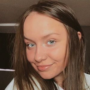 Meet your Posher, Lillie